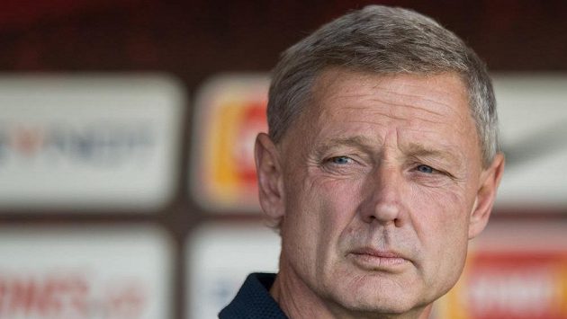 Trenér pražské Sparty Zdeněk Ščasný. Trenér pražské Sparty Zdeněk Ščasný.