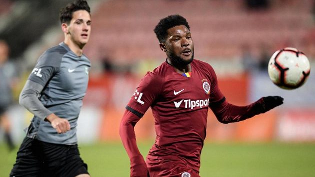 Benjamin Tetteh ze Sparty Praha během utkání 18. kola Fortuna ligy v Příbrami. Benjamin Tetteh ze Sparty Praha během utkání 18. kola Fortuna ligy v Příbrami.