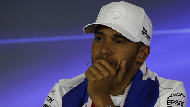 Lewis Hamilton jedná o nové smlouvě Lewis Hamilton jedná o nové smlouvě