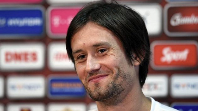 Záložník Tomáš Rosický. Záložník Tomáš Rosický.