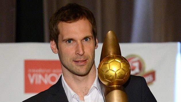 Brankář Petr Čech získal Zlatý míč v anketě Klubu sportovních novinářů již podeváté. Brankář Petr Čech získal Zlatý míč v anketě Klubu sportovních novinářů již podeváté.