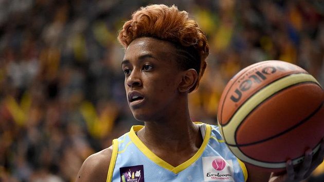 Danielle Robinsonová končí v USK. Danielle Robinsonová končí v USK.
