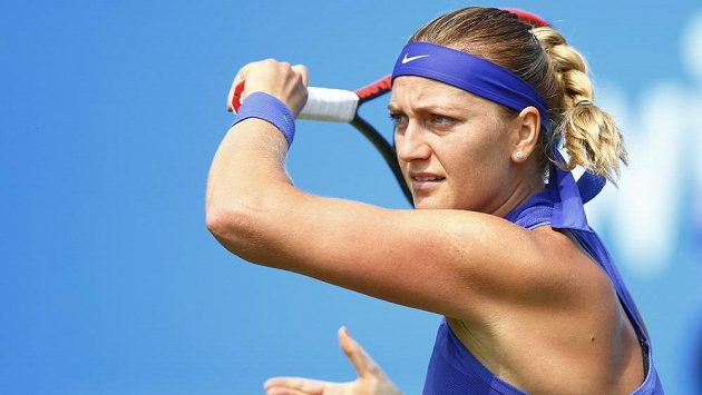 Petra Kvitová během zápasu s Terezou Smitkovou. Petra Kvitová během zápasu s Terezou Smitkovou.