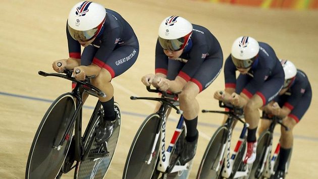 Britské dráhové cyklistky (zleva) Laura Trottová, Elinor Barkerová, Kate Archibaldová a Joanna Rowsellová. Britské dráhové cyklistky (zleva) Laura Trottová, Elinor Barkerová, Kate Archibaldová a Joanna Rowsellová.