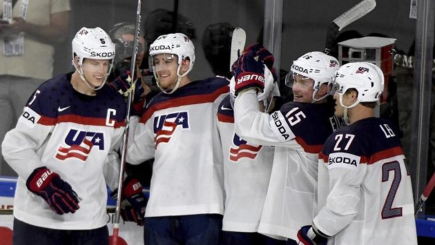 Hokejisté USA vyhráli na mistrovství světa nad Lotyšskem. Hokejisté USA vyhráli na mistrovství světa nad Lotyšskem.