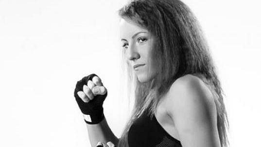 Ruská šampionka v thajském boxu Kristina Mjalinová je po smrti. Ruská šampionka v thajském boxu Kristina Mjalinová je po smrti.
