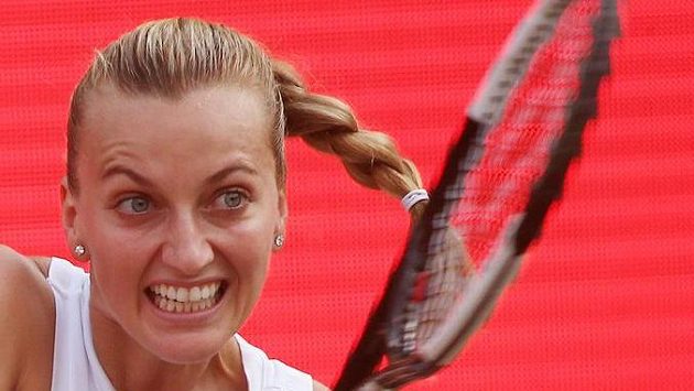 Petra Kvitová si v semifinále exhibice v Berlíně poradila s Kiki Bertensovou z Nizozemska. Petra Kvitová si v semifinále exhibice v Berlíně poradila s Kiki Bertensovou z Nizozemska.
