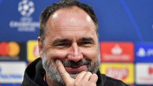Trenér fotbalové Slavie Jindřich Trpišovský. Trenér fotbalové Slavie Jindřich Trpišovský.