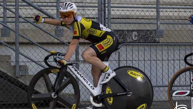 Cyklistka Jarmila Machačová. Cyklistka Jarmila Machačová.