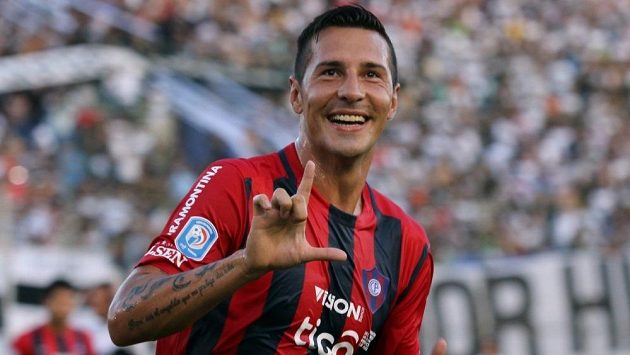 Paraguayský fotbalista Jonathan Fabbro je podezřelý ze sexuálního napadení nezletilé dívky. Paraguayský fotbalista Jonathan Fabbro je podezřelý ze sexuálního napadení nezletilé dívky.