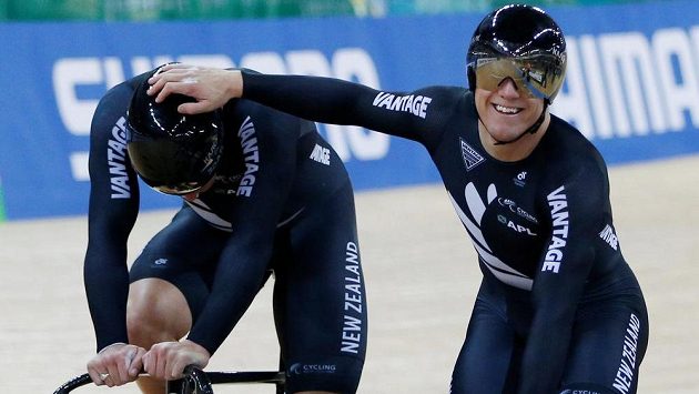 Šampióni v týmovém sprintu Ethan Mitchell a Edward Dawkins z Nového Zélandu. Šampióni v týmovém sprintu Ethan Mitchell a Edward Dawkins z Nového Zélandu.