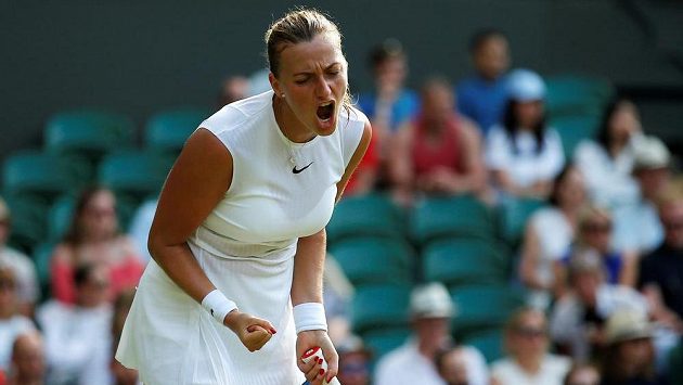 Radostné gesto Petry Kvitové v úvodním kole Wimbledonu. Radostné gesto Petry Kvitové v úvodním kole Wimbledonu.