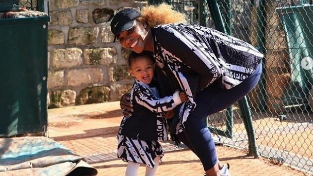 Serena Williamsová se svou dcerou Alexis Serena Williamsová se svou dcerou Alexis