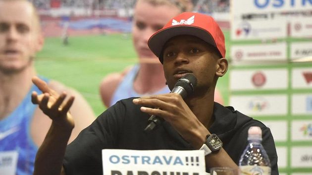 Katařan Mutaz Essa Baršim na tiskové konferenci před atletickým mítinkem Zlatá tretra. Katařan Mutaz Essa Baršim na tiskové konferenci před atletickým mítinkem Zlatá tretra.