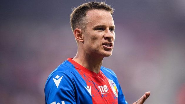 Plzeňský Jan Sýkora během utkání se Spartou. Plzeňský Jan Sýkora během utkání se Spartou.