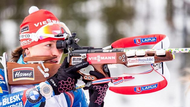 Veronika Vítková na střelnici v kanadském Canmore. Veronika Vítková na střelnici v kanadském Canmore.