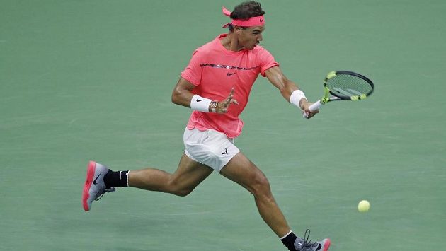 Rafael Nadal během zápasu 1. kola US Open. Rafael Nadal během zápasu 1. kola US Open.