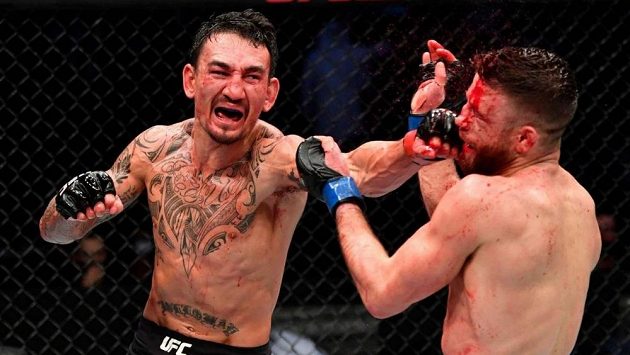 Max Holloway vyznává úderový styl Max Holloway vyznává úderový styl