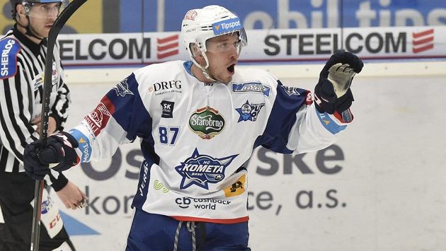 Marcel Haščák z Brna se raduje z gólu ve čtvrtfinále play off proti Vítkovicím. Marcel Haščák z Brna se raduje z gólu ve čtvrtfinále play off proti Vítkovicím.