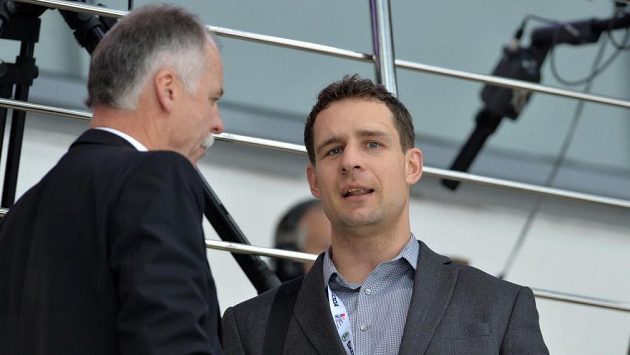 Jiří Fischer (vpravo) a šéftrenér Českého svazu ledního hokeje Slavomír Lener. Jiří Fischer (vpravo) a šéftrenér Českého svazu ledního hokeje Slavomír Lener.