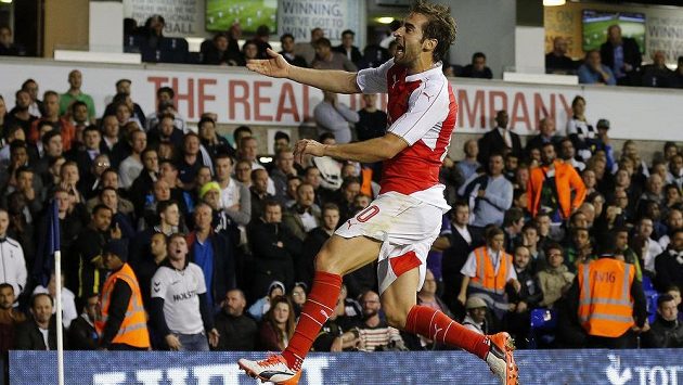Mathieu Flamini z Arsenalu se dvěma góly postaral o vyřazení Tottenhamu v pohárovém derby. Mathieu Flamini z Arsenalu se dvěma góly postaral o vyřazení Tottenhamu v pohárovém derby.