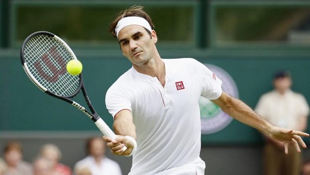 Švýcarský tenista Roger Federer čelil otázkám na tělo. Švýcarský tenista Roger Federer čelil otázkám na tělo.