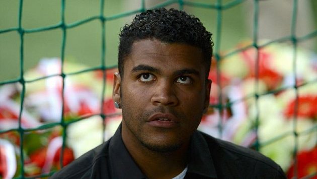 Brazilský fotbalista Breno. Brazilský fotbalista Breno.