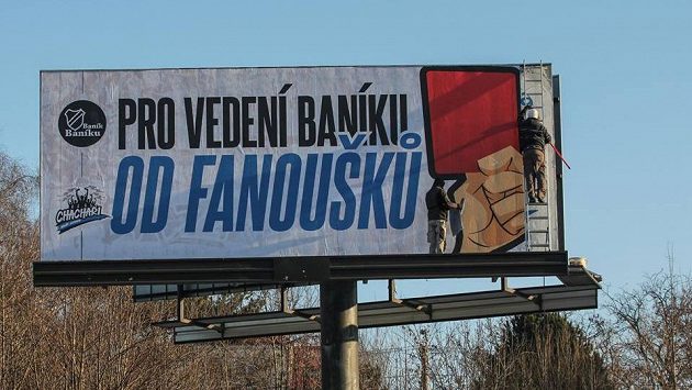 Ostravští příznivci vystavili vedení Baníku Ostrava už dřív červenou kartu. Ostravští příznivci vystavili vedení Baníku Ostrava už dřív červenou kartu.