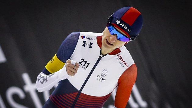 Martina Sáblíková v cíli závodu na 3000 m v Calgary. Martina Sáblíková v cíli závodu na 3000 m v Calgary.
