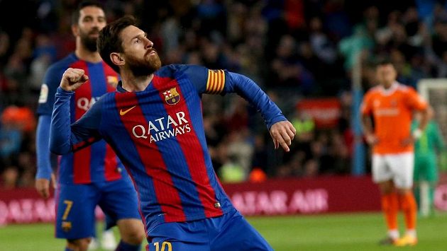 Barcelonský Lionel Messi se raduje z gólu proti Pamploně. Barcelonský Lionel Messi se raduje z gólu proti Pamploně.