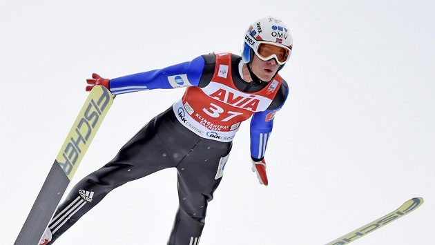 Norský skokan na lyží Daniel Andre Tande na můstku v Klingenthalu. Norský skokan na lyží Daniel Andre Tande na můstku v Klingenthalu.