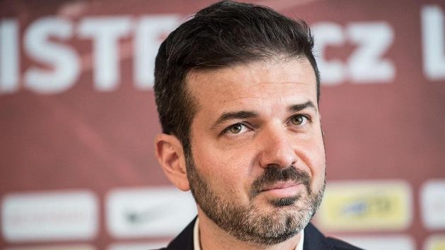 Andrea Stramaccioni zůstává trenérem Sparty. Andrea Stramaccioni zůstává trenérem Sparty.