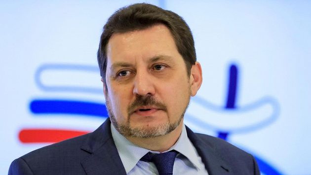 Novým předsedou ruského atletického svazu byl zvolen podnikatel a bývalý viceguvernér Jevgenij Jurčenko. Novým předsedou ruského atletického svazu byl zvolen podnikatel a bývalý viceguvernér Jevgenij Jurčenko.