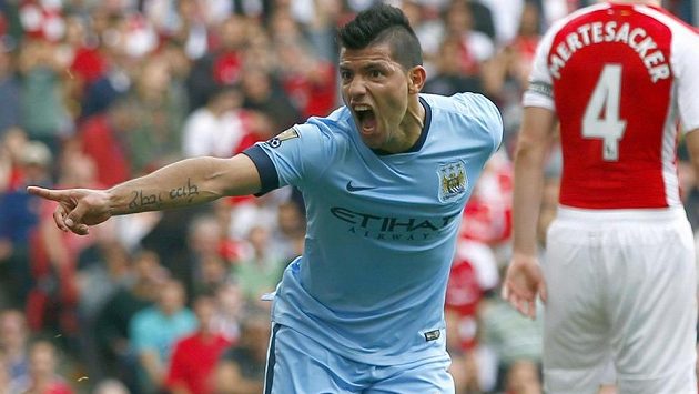 Sergio Agüero z Manchesteru City se raduje z branky proti AS Řím. Další už ale jeho tým nepřidal. Sergio Agüero z Manchesteru City se raduje z branky proti AS Řím. Další už ale jeho tým nepřidal.
