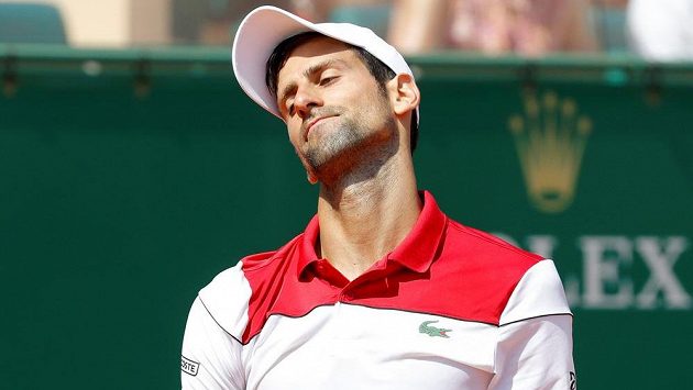 Nespokojený Novak Djokovič. Nespokojený Novak Djokovič.