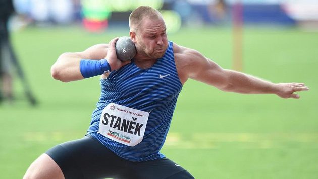 Český koulař Tomáš Staněk na Zlaté tretře. Český koulař Tomáš Staněk na Zlaté tretře.