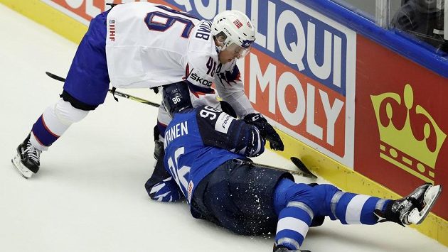 Fin Miko Rantanen (96) a Nor Mathis Olimb. Fin Miko Rantanen (96) a Nor Mathis Olimb.