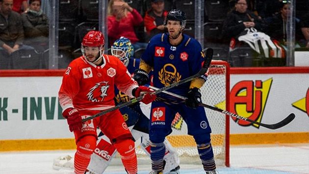 V zápase mezi týmy Lausanne a Lukko Rauma padl komický vlastenec V zápase mezi týmy Lausanne a Lukko Rauma padl komický vlastenec