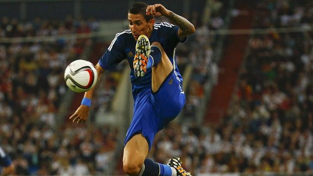 Argentinský záložník Ángel di María v dresu Argentiny na mistrovství světa. Argentinský záložník Ángel di María v dresu Argentiny na mistrovství světa.