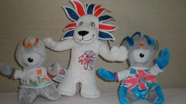 Maskoti Wenlock, Pride, Mandeville Maskoti Wenlock, Pride, Mandeville