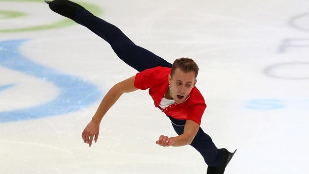 Krasobruslař Michal Březina vede ME po krátkém programu. Krasobruslař Michal Březina vede ME po krátkém programu.