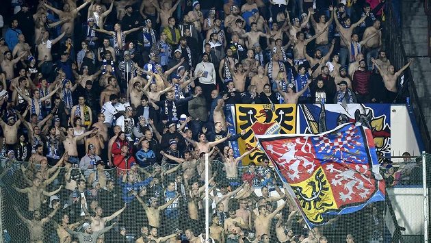 Fanoušci Baníku Ostrava (ilustrační foto) Fanoušci Baníku Ostrava (ilustrační foto)
