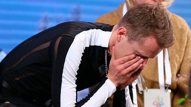 Zklamaný Michal Březina po pokažené volné jízdě na ME. Zklamaný Michal Březina po pokažené volné jízdě na ME.