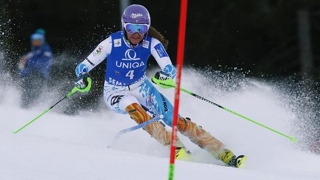 Šárka Strachová během slalomu v rakouském Semmeringu. Šárka Strachová během slalomu v rakouském Semmeringu.