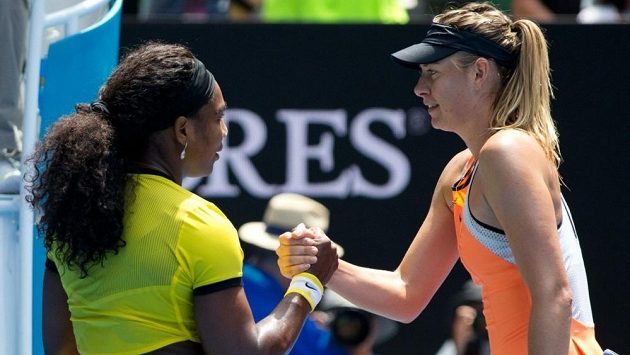 Maria Šarapovová (vpravo) a Serena Williamsová Maria Šarapovová (vpravo) a Serena Williamsová