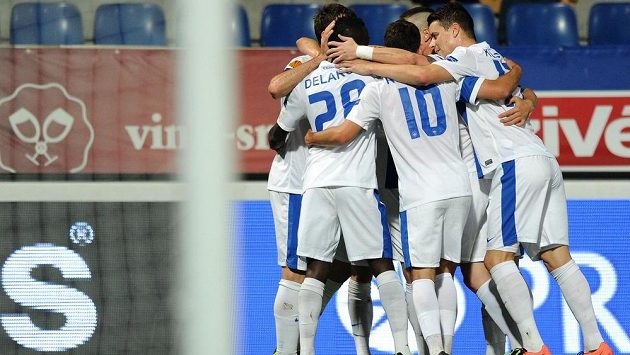 Hráči Slovanu Liberec se radují z gólu v Evropské lize. Hráči Slovanu Liberec se radují z gólu v Evropské lize.