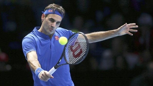 Švýcarský tenista Roger Federer na Turnaji mistrů v Londýně. Švýcarský tenista Roger Federer na Turnaji mistrů v Londýně.