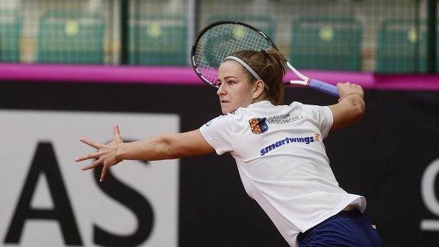 Karolína Muchová už se v Prostějově připravuje na víkendový barážový duel Fed Cupu s Kanadou. Karolína Muchová už se v Prostějově připravuje na víkendový barážový duel Fed Cupu s Kanadou.
