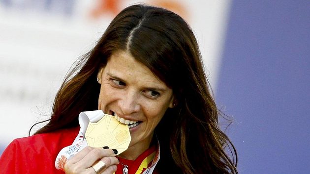 Španělská výškařka Ruth Beitiaová se zlatou medailí z mistrovství Evropy v Amsterdamu. Španělská výškařka Ruth Beitiaová se zlatou medailí z mistrovství Evropy v Amsterdamu.