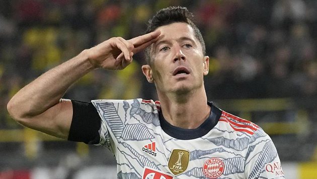 Polský fotbalista Robert Lewandowski chce dát Bayernu sbohem. Polský fotbalista Robert Lewandowski chce dát Bayernu sbohem.